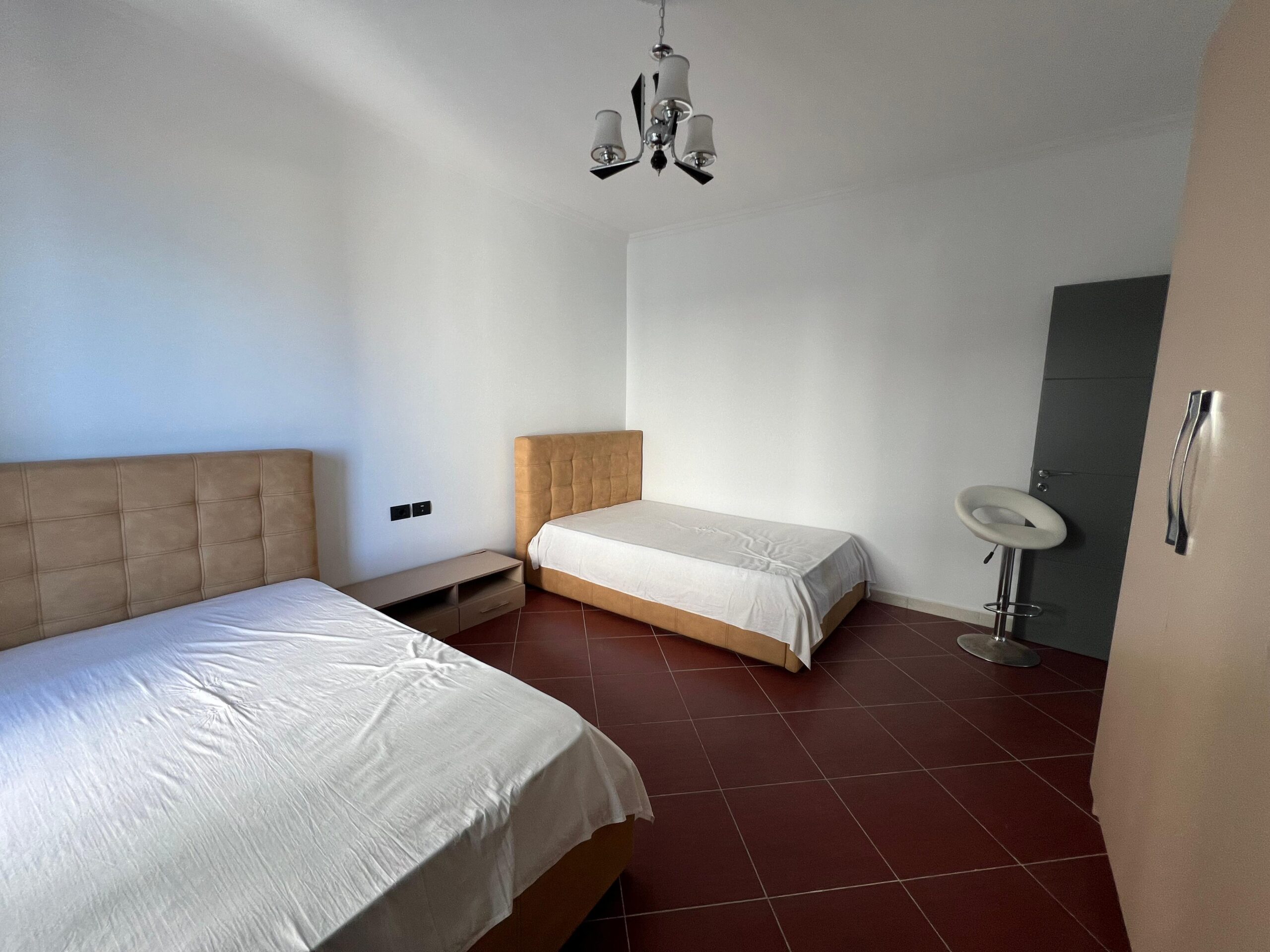 3-pokojowy apartament z widokiem na morze- Lungomare, Wlora Albania