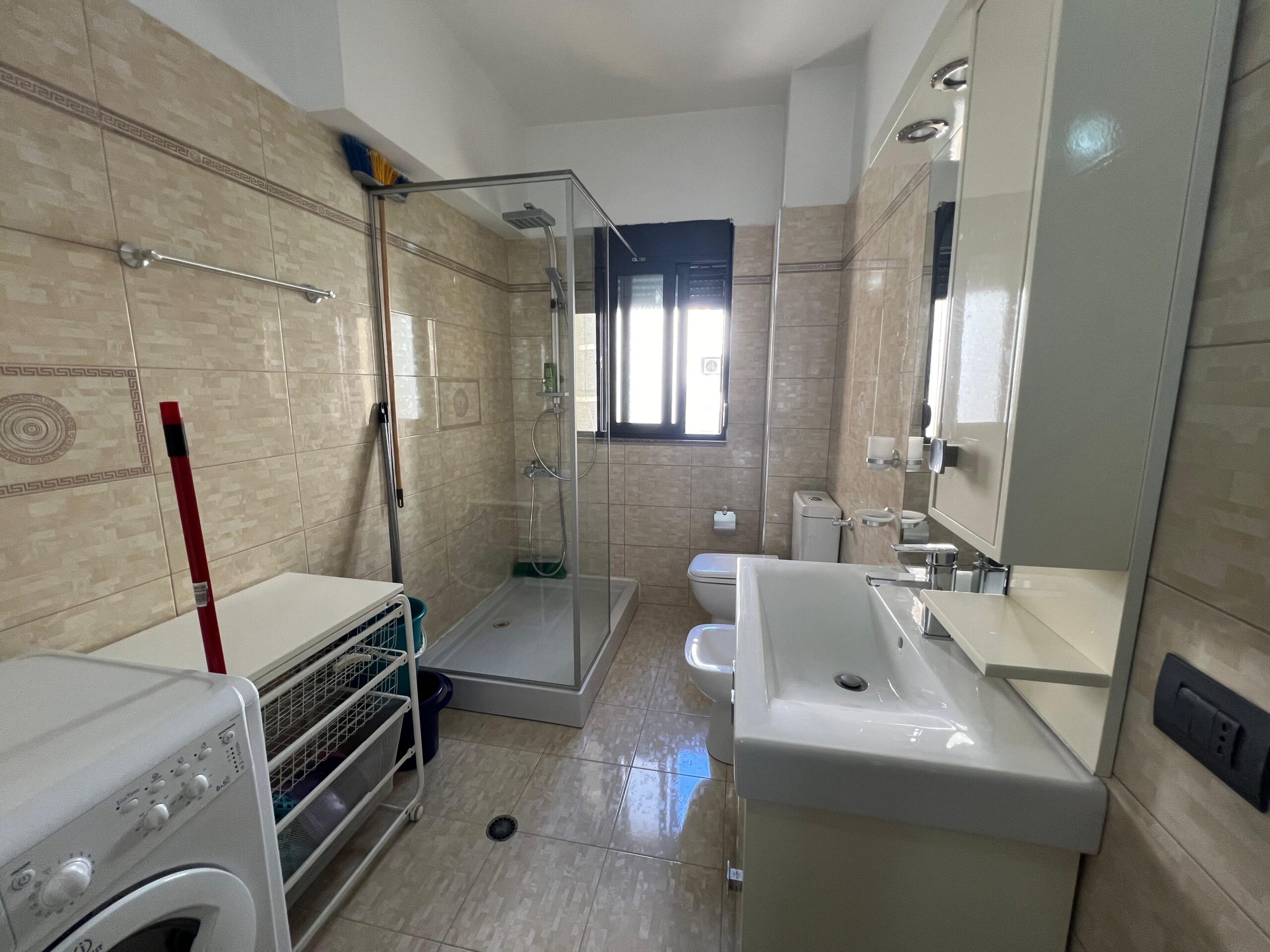3-pokojowy apartament z widokiem na morze- Lungomare, Wlora Albania