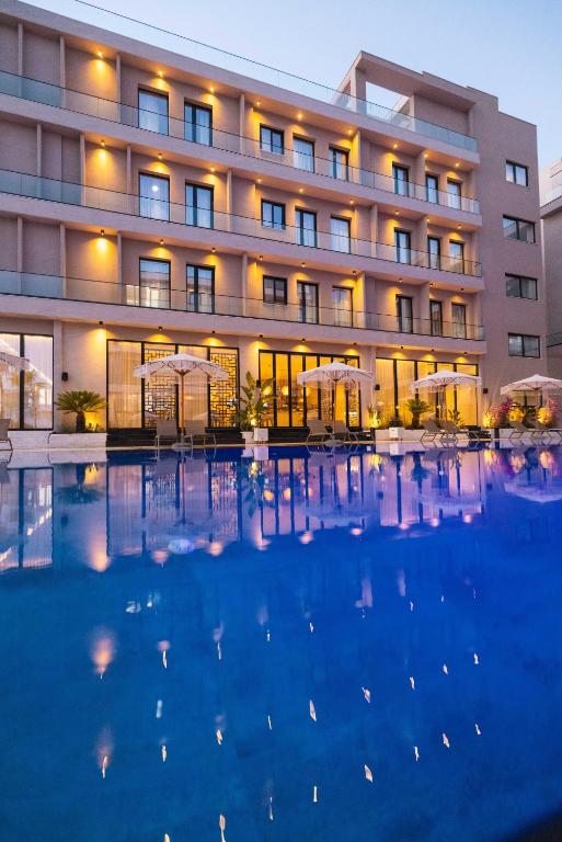 Penthouse z widokiem na morze- Radhime