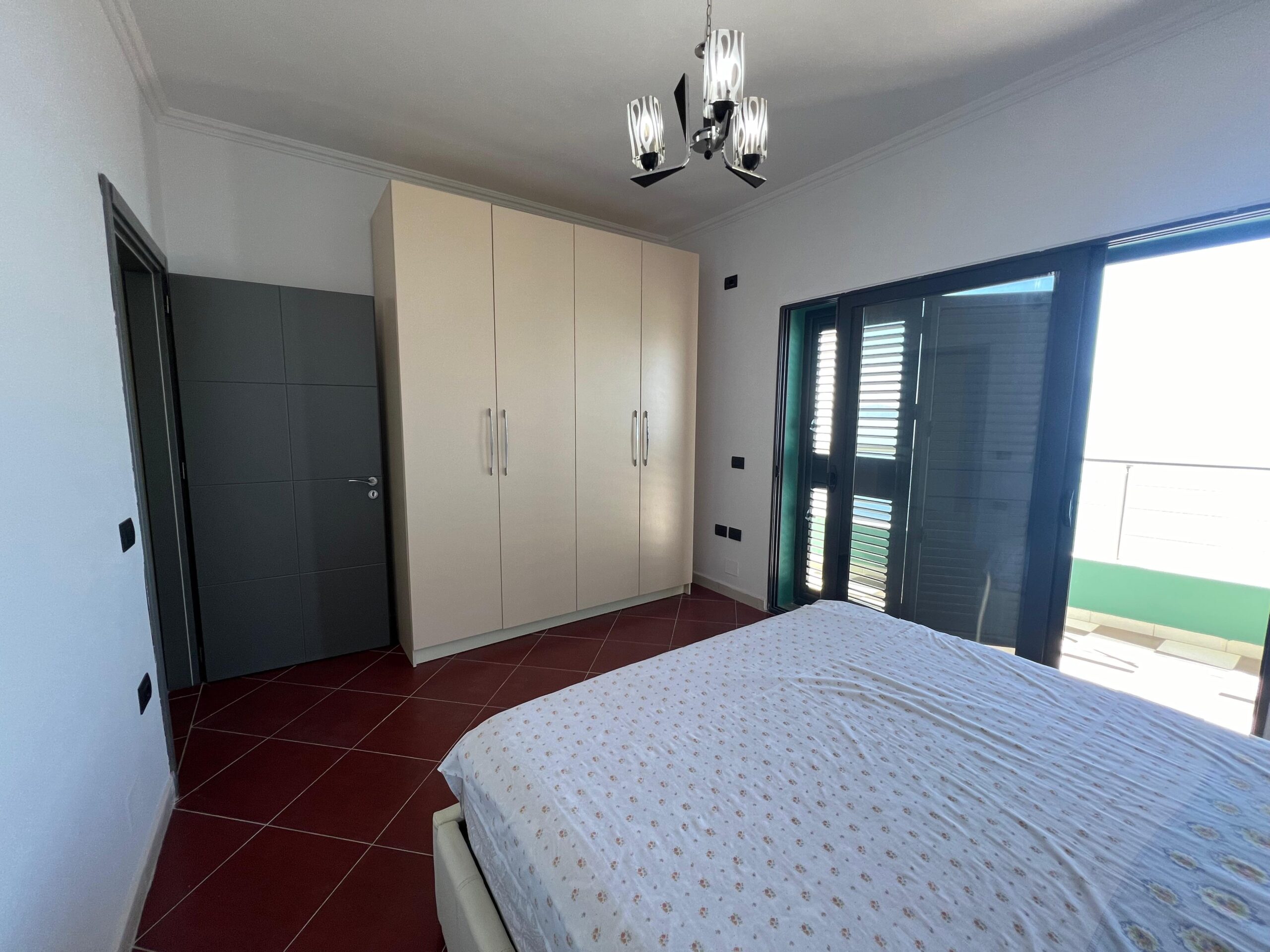 3-pokojowy apartament z widokiem na morze- Lungomare, Wlora Albania