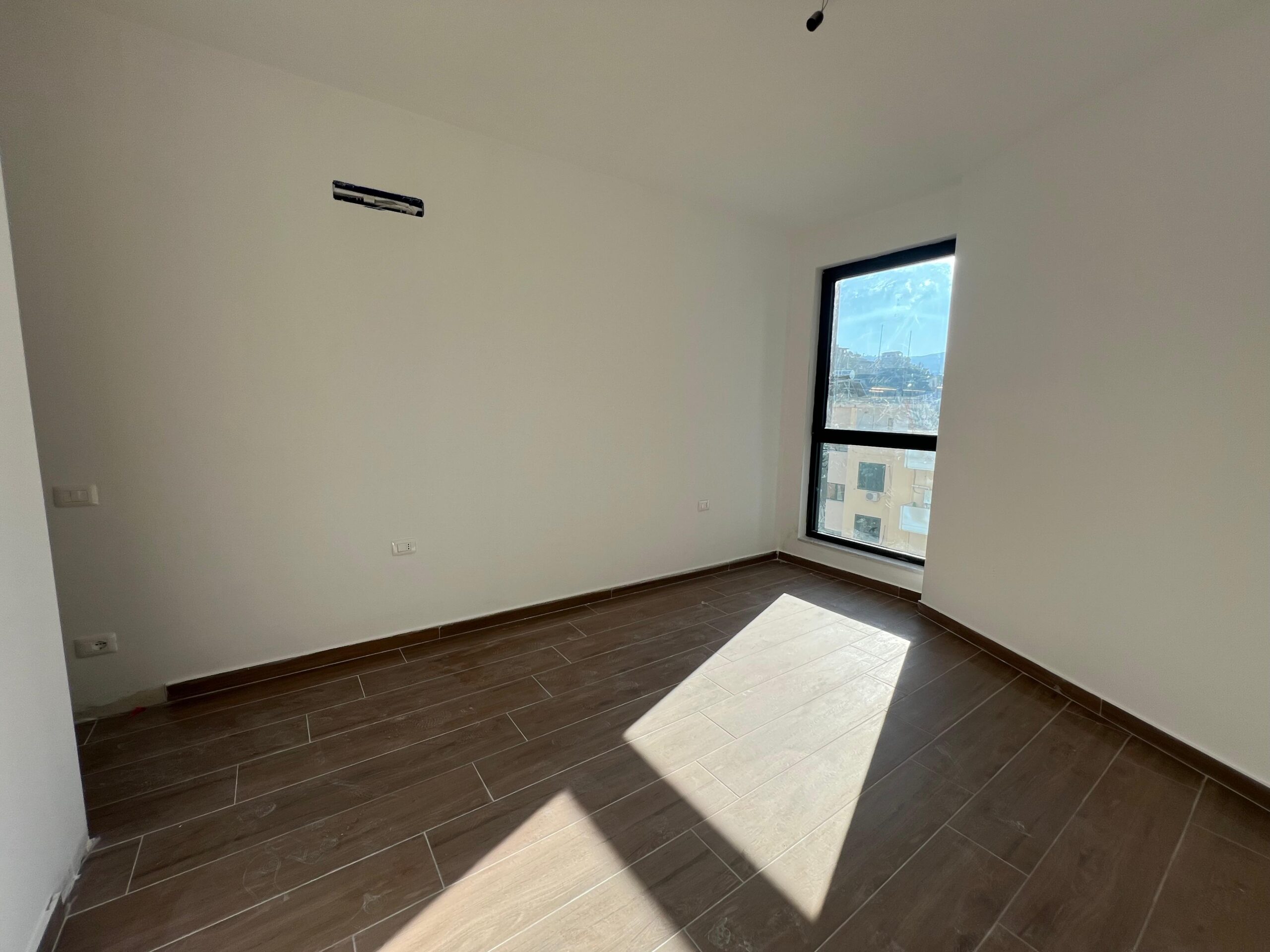 3-pokojowy apartament w sercu Historycznej Wlory