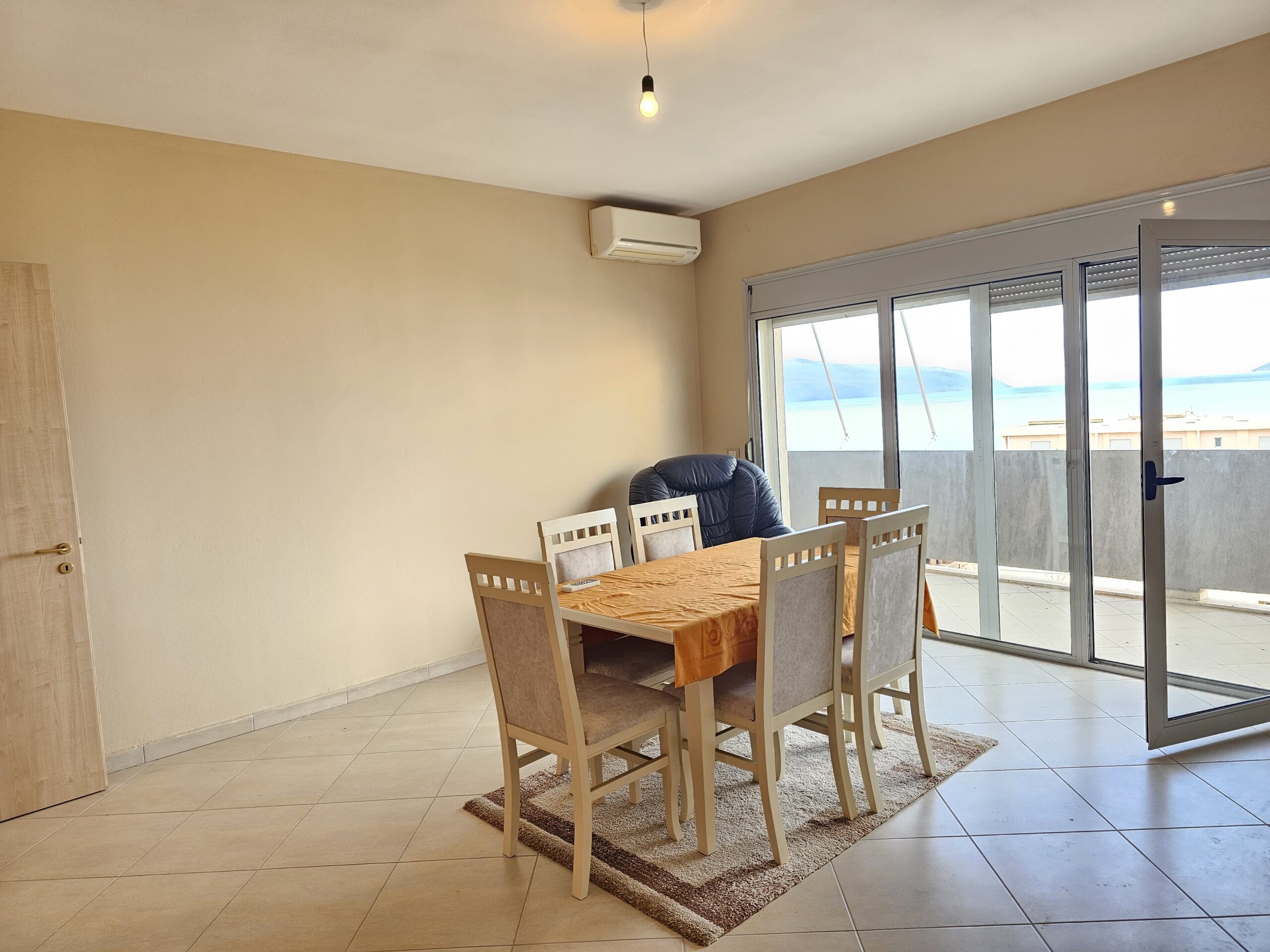 4-pokojowy apartament z widokiem na morze  – Wlora