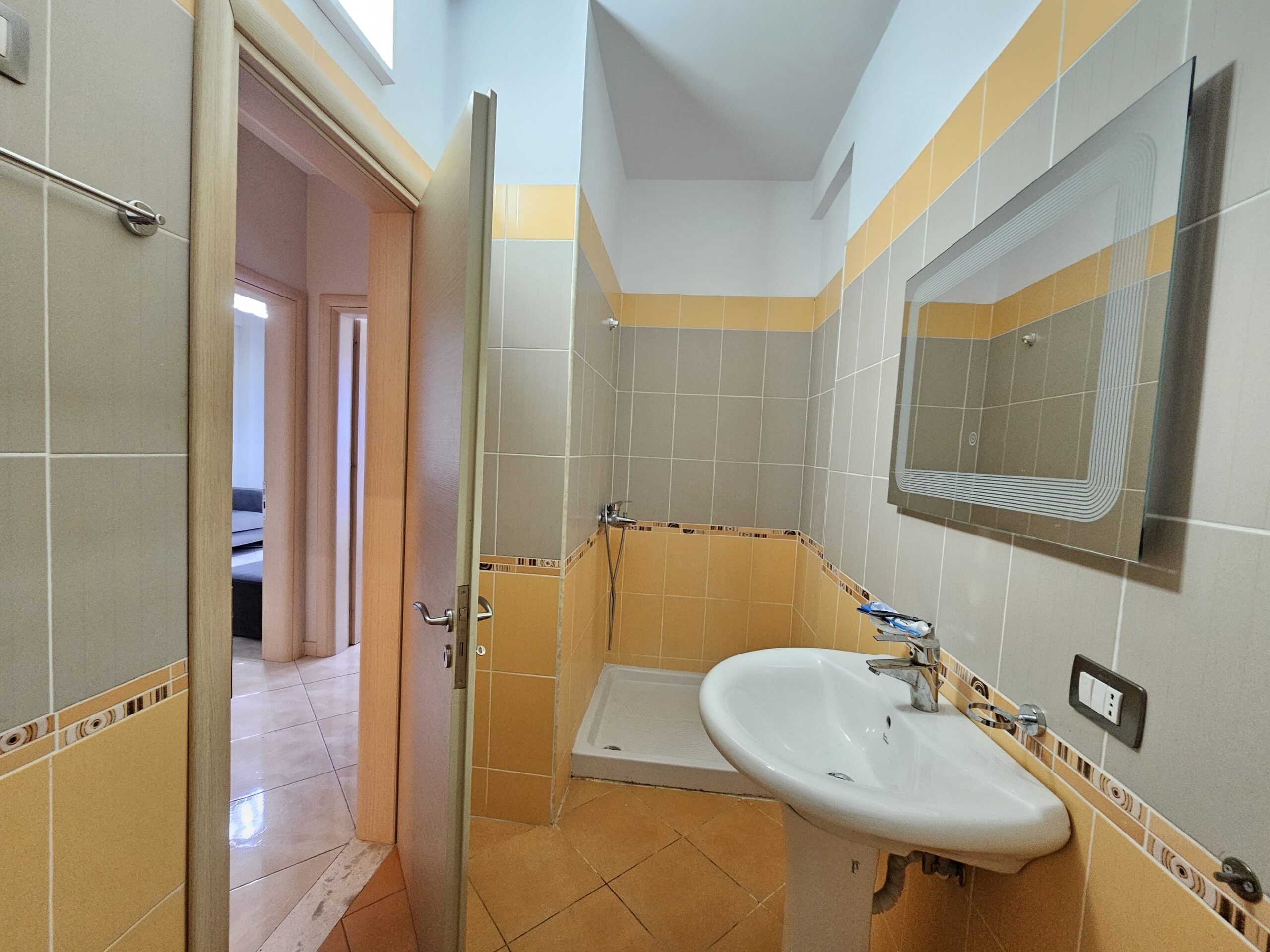 Nowoczesny 2-pokojowy apartament  – Wlora