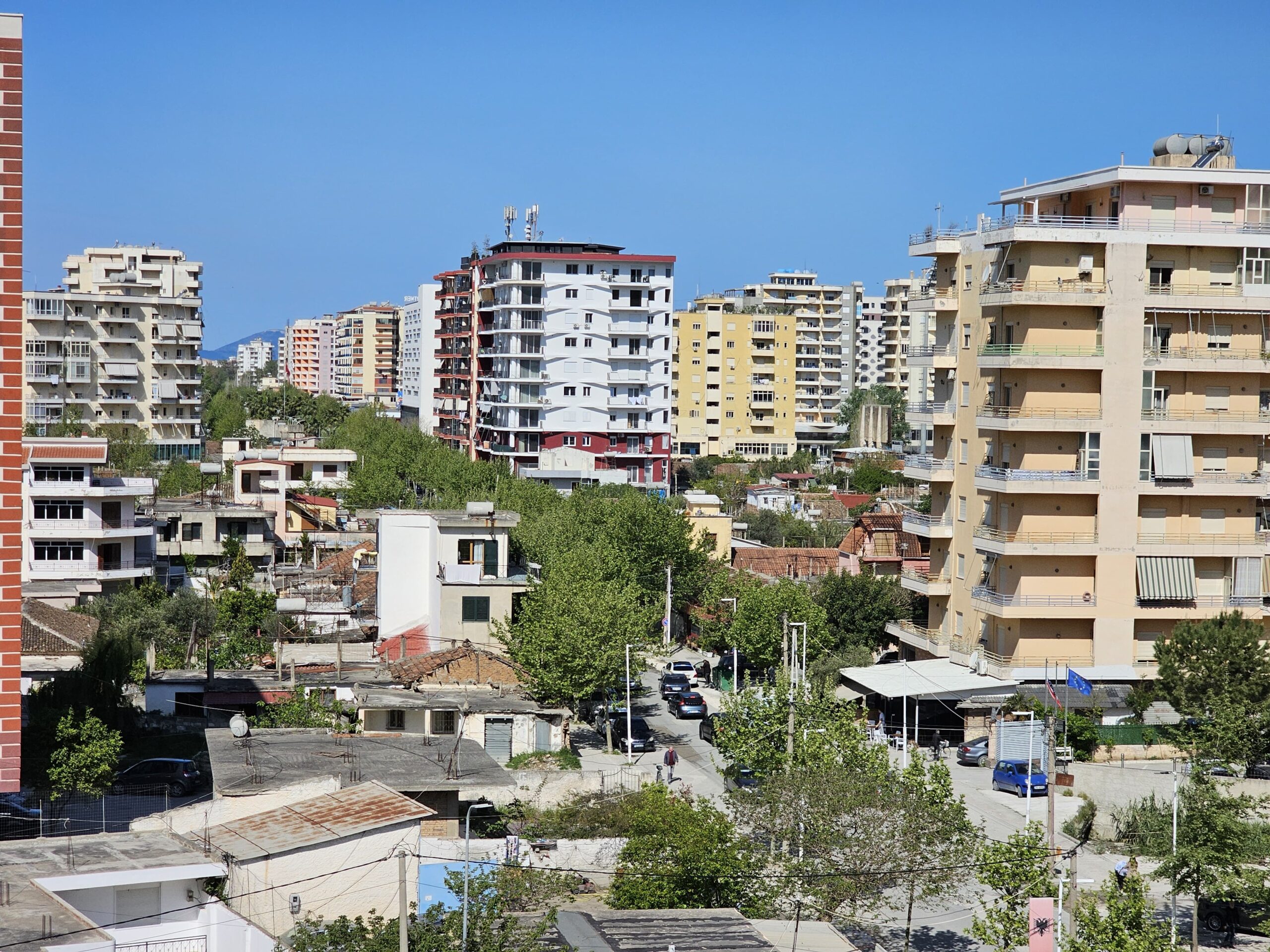 Luksusowy  Apartament z dwoma sypialniami i garażem- Wlora