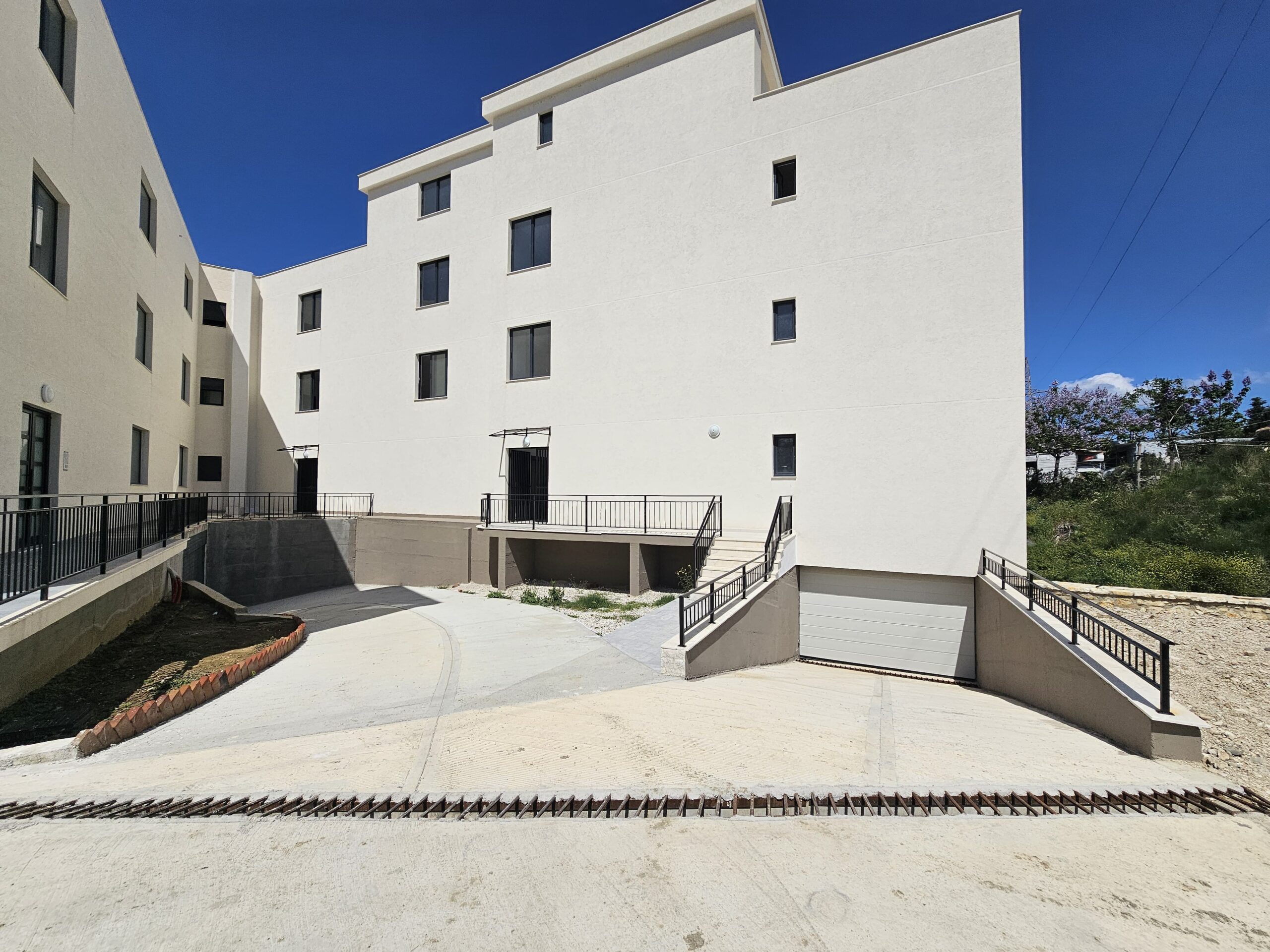 2-pokojowy apartament- Radhime