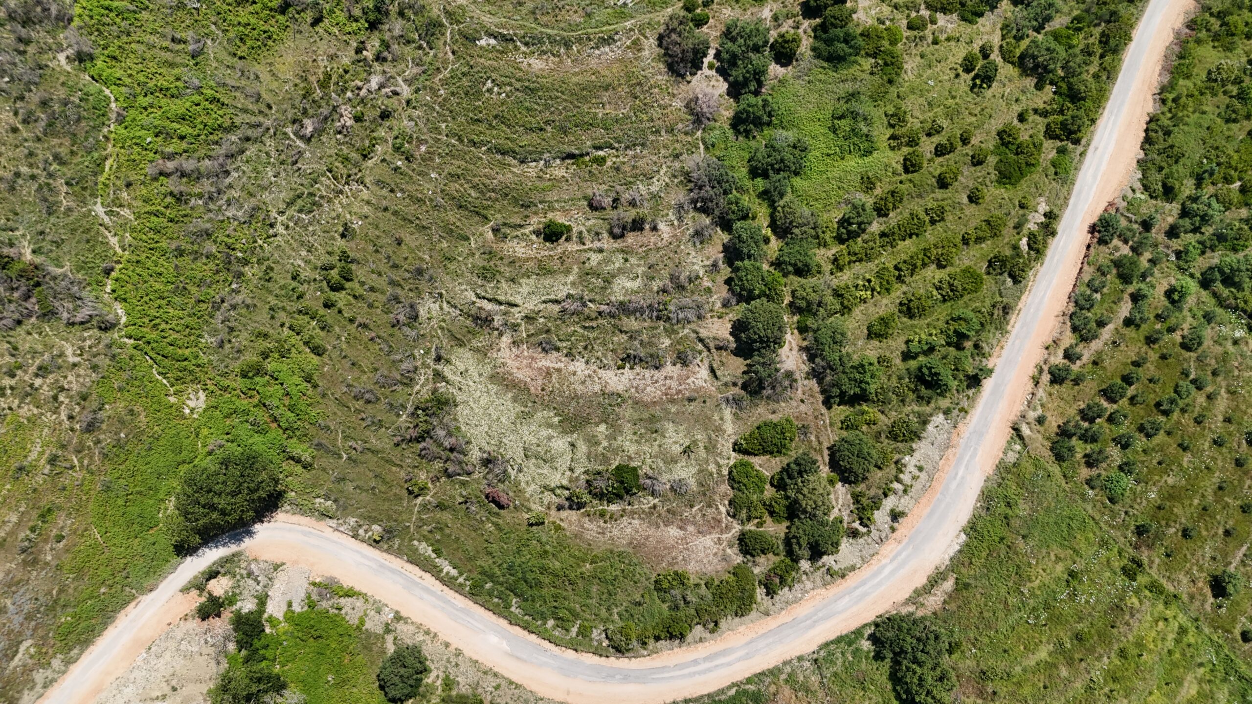 Na sprzedaż działka 3300m2 z widokiem na morze- Radhime,(Południowa Albania)