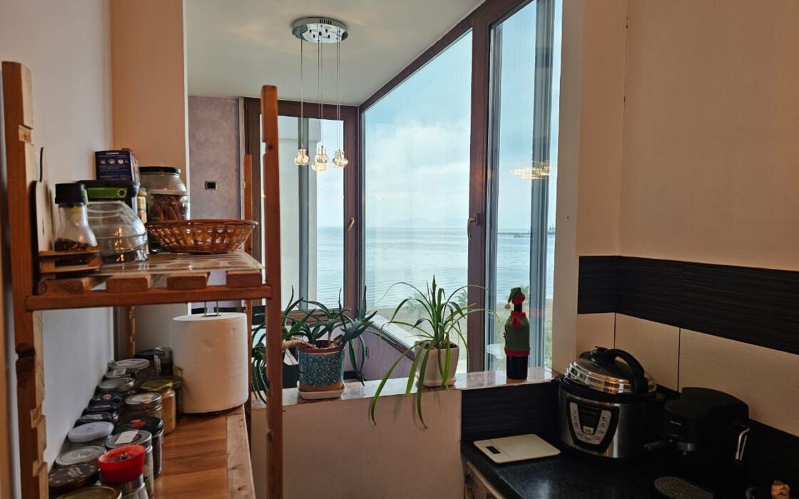 Na sprzedaż 4 pokojowy apartament z widokiem na morze- Lungomare Wlora