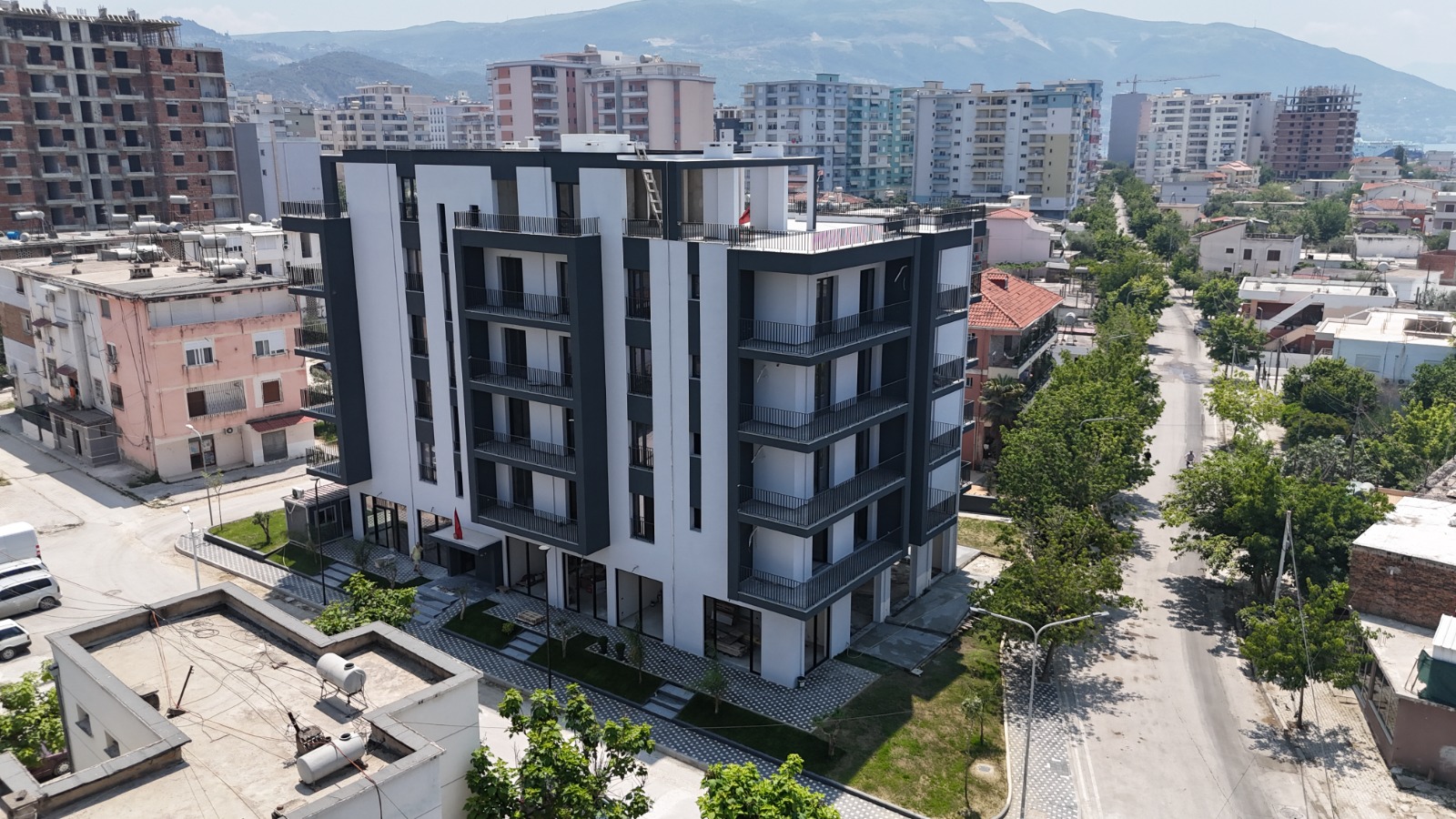 Nowy dwupoziomowy apartament -Vlora