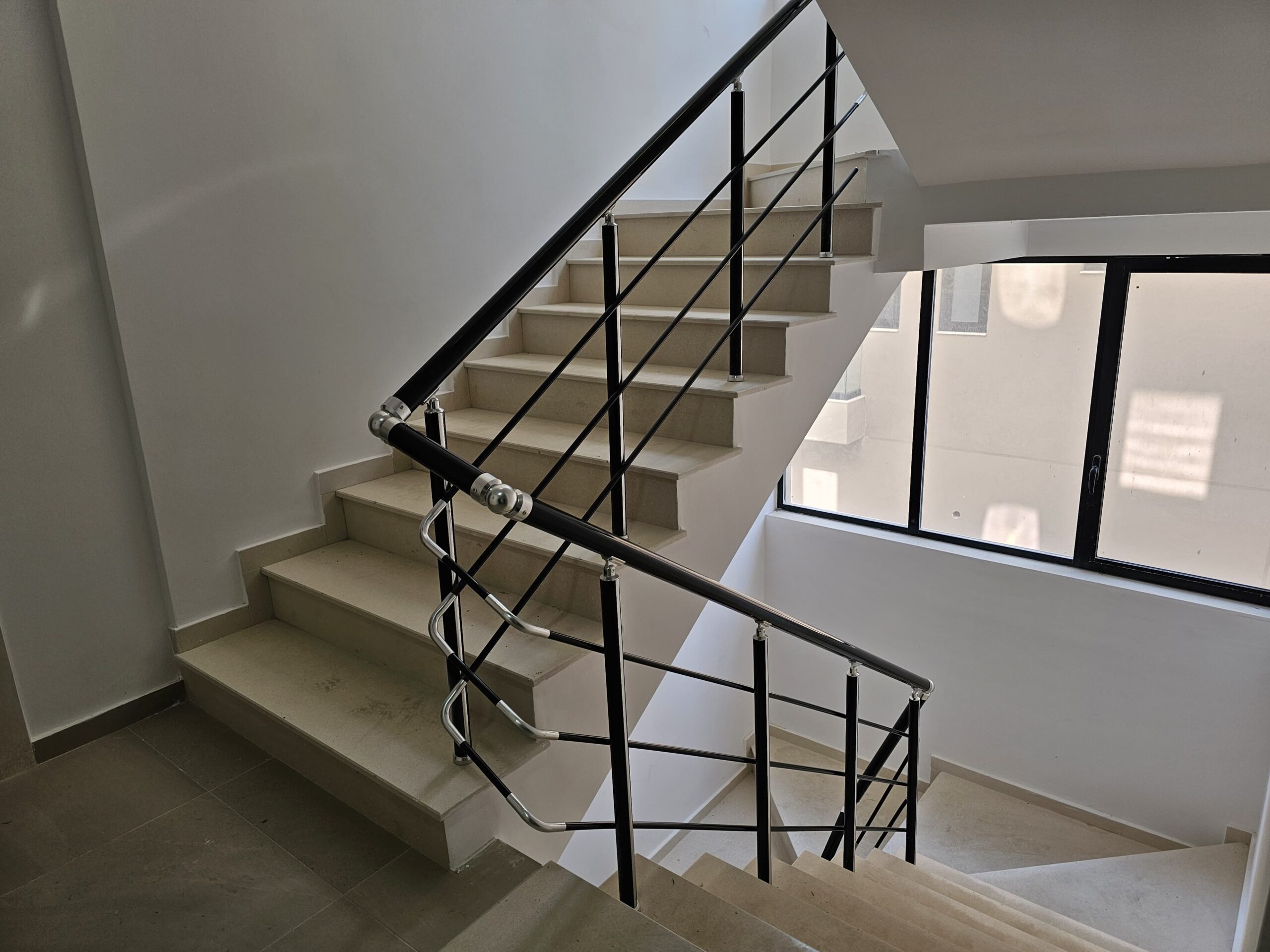 2-pokojowy apartament z widokiem na morze- Radhime, Wlora