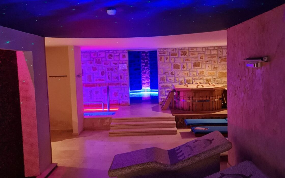 Luksusowy 3-pokojowy apartament z widokiem na morzem – Cold Water, Wlora