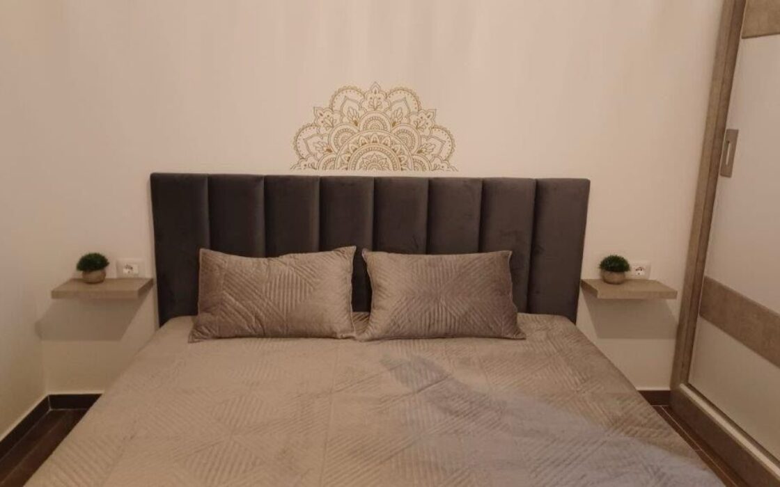 Panoramiczny apartament 140 m2 z tarasem 35 m² – Cold Water / Lungomare 2, Wlora