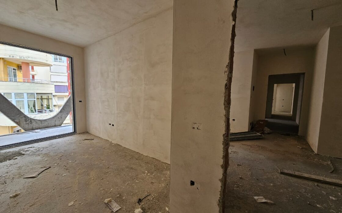 Przestronny 2-pokojowy apartament 80m2 w 2. Linii Brzegowej – Obok Vlora Marina, Wlora
