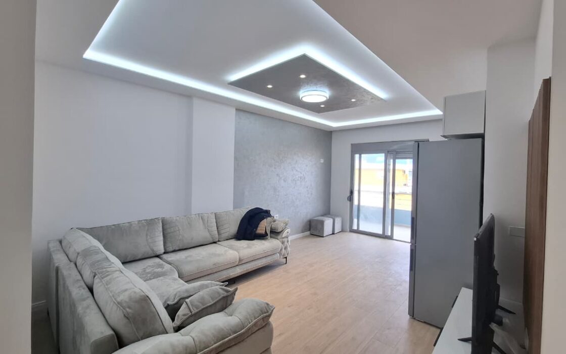 Nowy, przestronny 3-pokojowy apartament 100 m² – Lungomare, Wlora