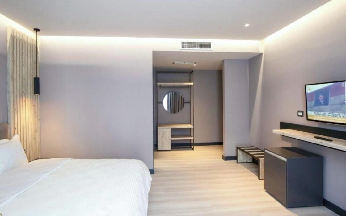 Luxury Hotel For Sale In Vlora Albania