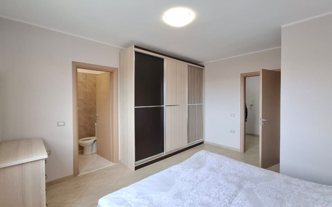 3-pokojowy apartament w 1 linii brzegowej-Wlora