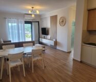 Nowoczesny 2-pokojowy apartament z werandą – Lungomare, Wlora
