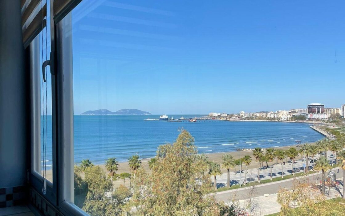 3-pokojowy apartament w 1. Linii Brzegowej – Lungomare, Wlora
