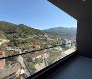 Penthouse z  werandą 43m2 i widokiem na morze oraz góry – Lungomare, Wlora
