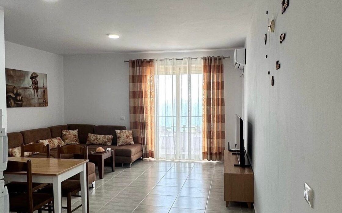 3-pokojowy apartament -Cold Water, Wlora