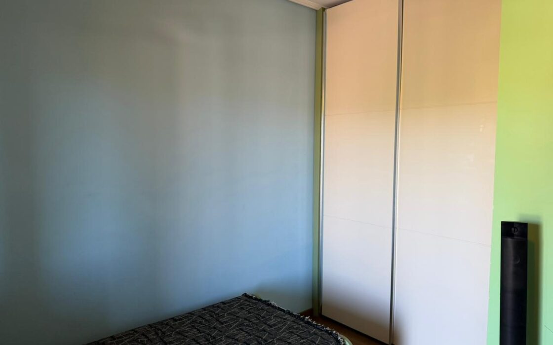 Dom 187m2 z ogrodem 1000 m2- Wlora