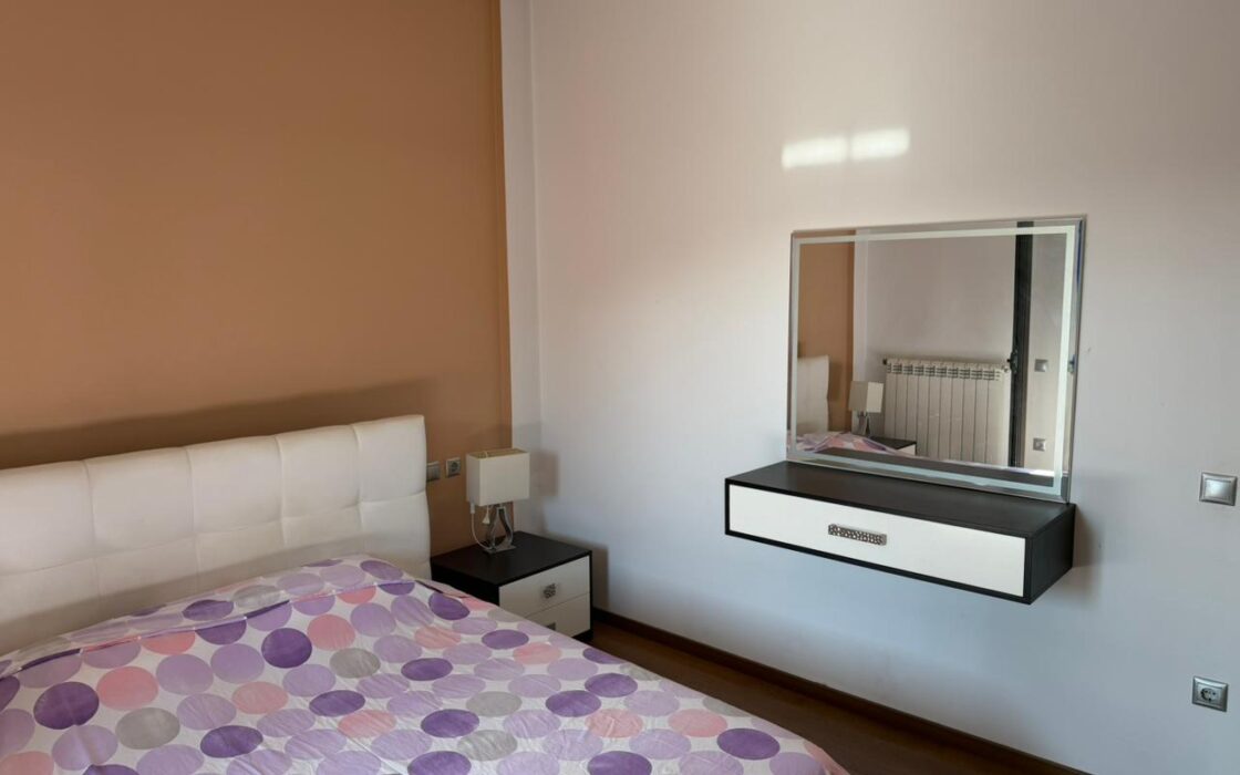 Dom 187m2 z ogrodem 1000 m2- Wlora