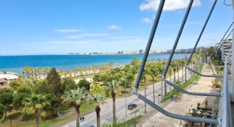 Panoramiczny 3-pokojowy apartament 116 m2 z widokiem na morze – 1. Linia Brzegowa przy Lungomare, Wlo