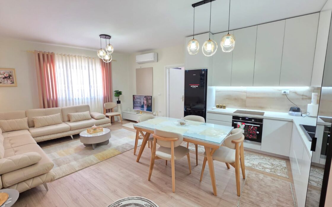 3-pokojowy apartament-Wlora