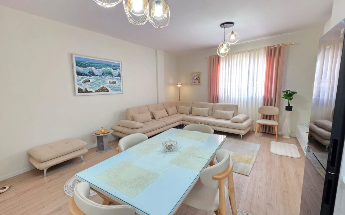 3-pokojowy apartament-Wlora