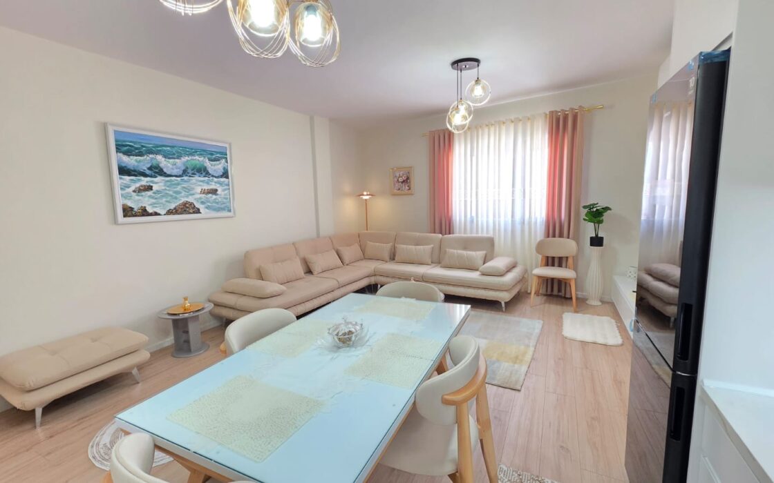 3-pokojowy apartament-Wlora