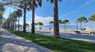 Nowy 2-pokojowy apartament z balkonem w stanie deweloperskim – Lungomare, Wlora