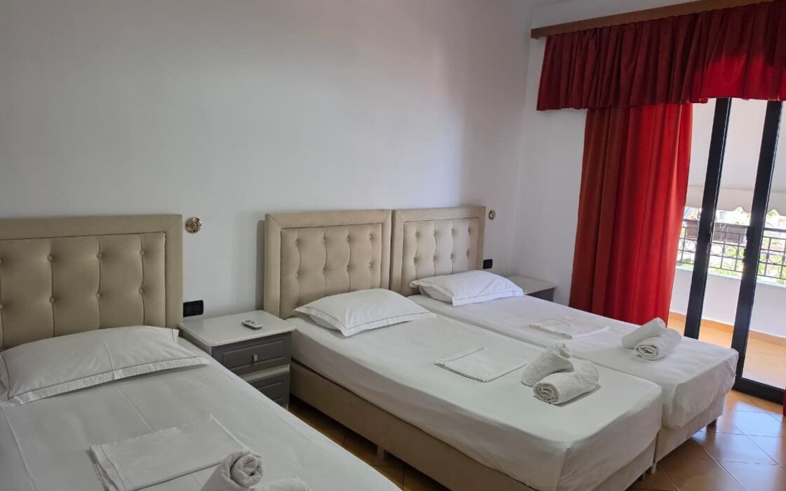 Hotel 4 piętrowy z 11 pokojami  – Saranda