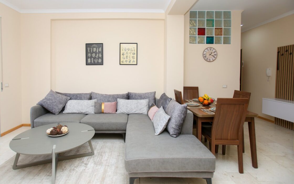 Panoramiczny 3-Pokojowy Apartament z Widokiem na Morze – Cold Water, Wlora
